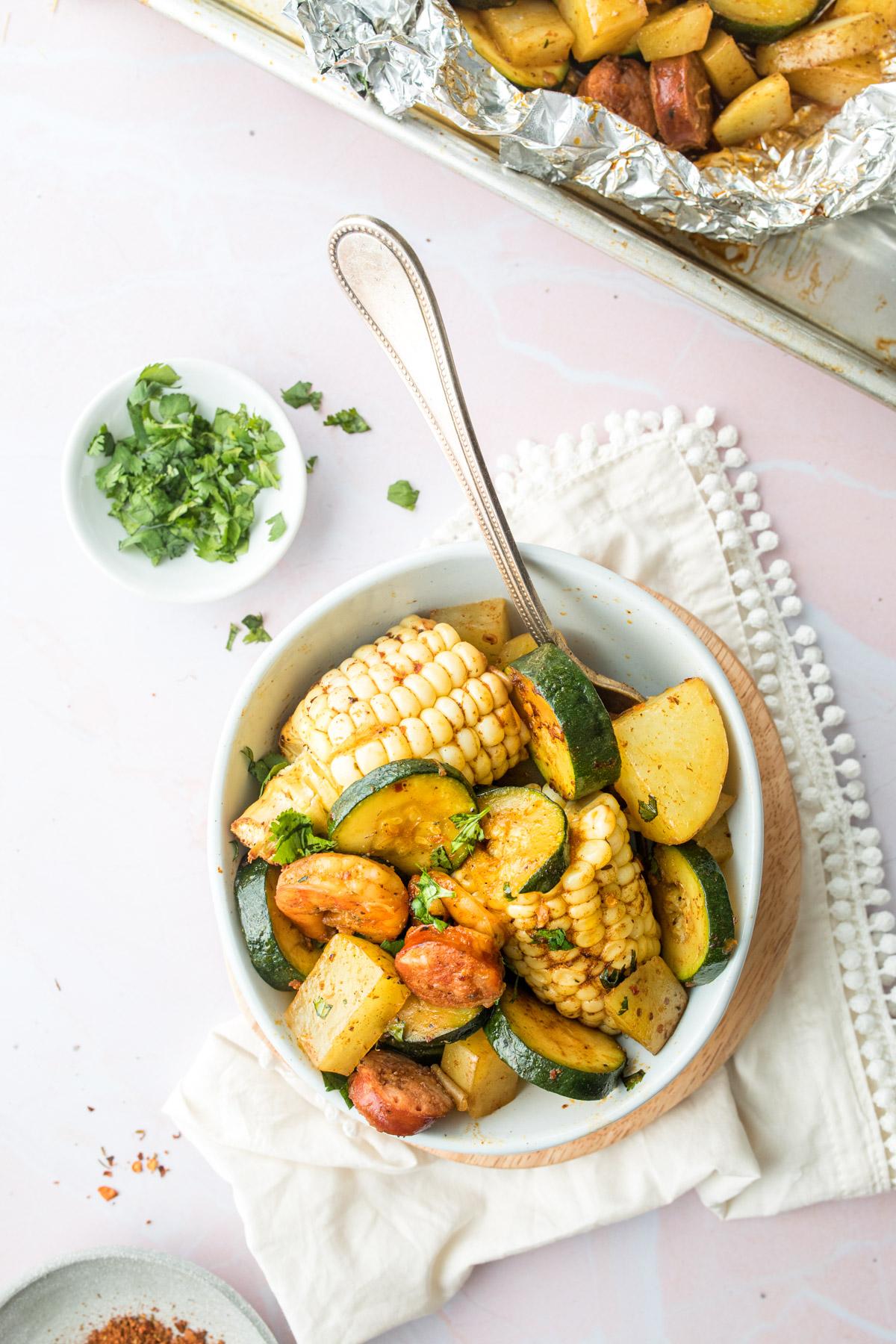 cajun shrimp & vegetable tin foil packet