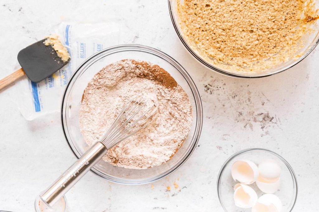 dry ingredients in glass bowl for gingerbread pound cake