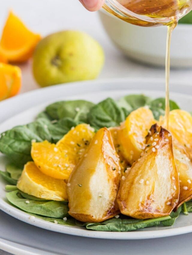 SALAD WITH ROASTED PEARS