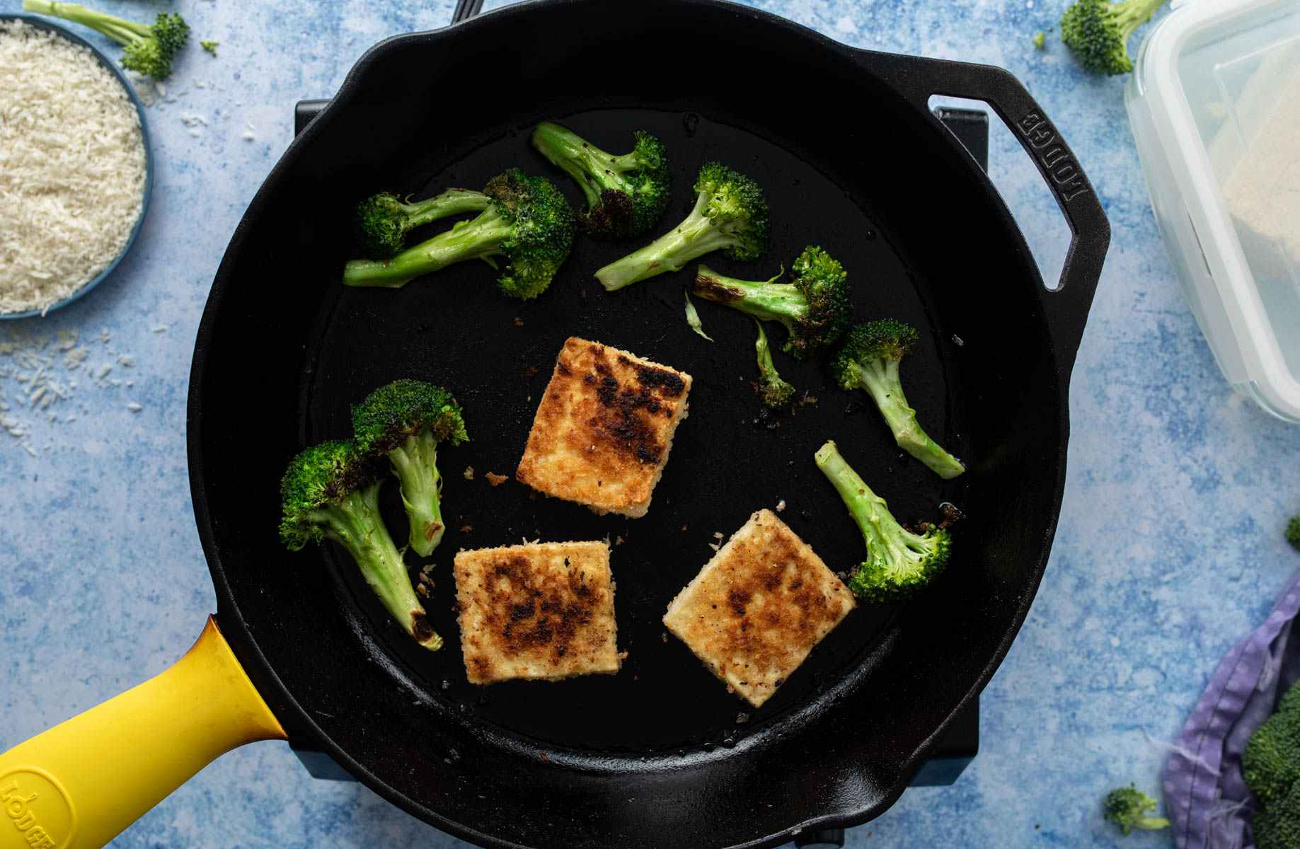 cooked tofu and broccoli in skillet