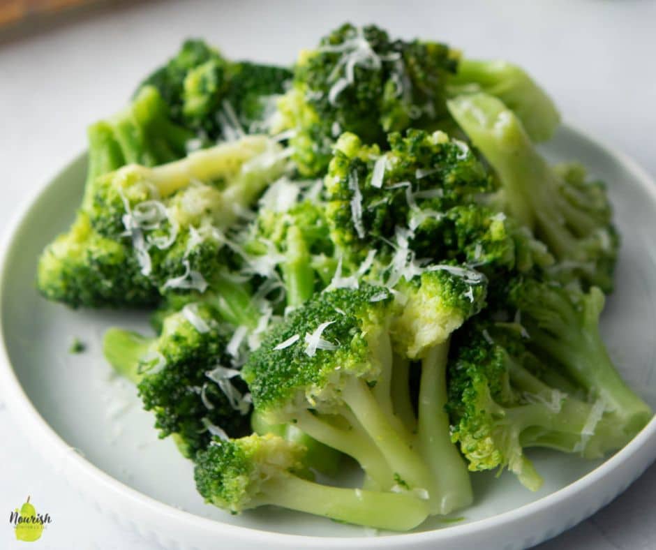 How to Microwave Frozen Broccoli