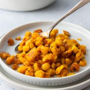 plate full of roasted butternut squash