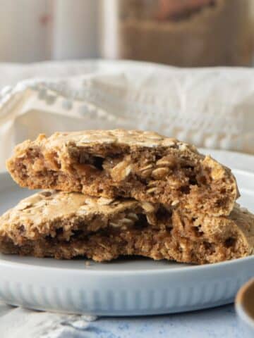 oatmeal cookie slices on plate